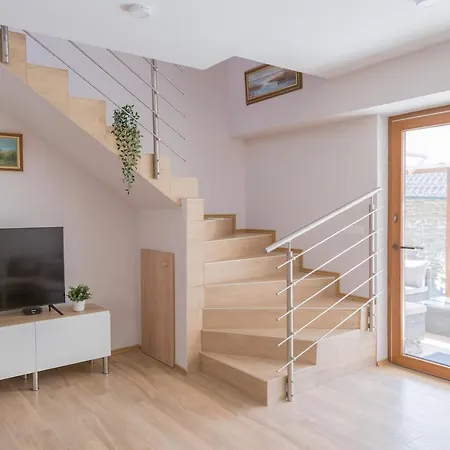 Piros Vendeghaz Ferienhaus