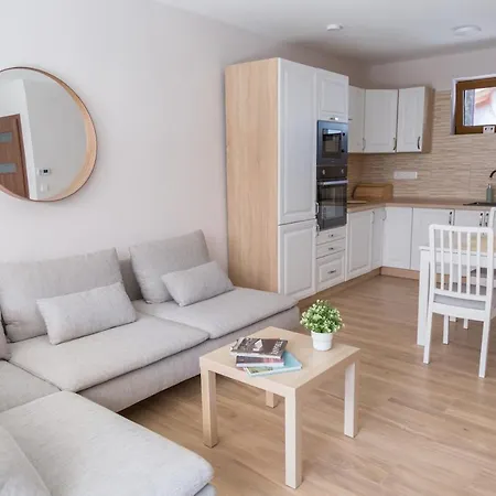 Piros Vendeghaz Ferienhaus *