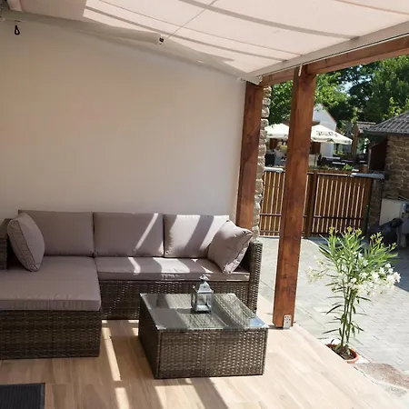 Дом отдыха Piros Vendeghaz Тихань