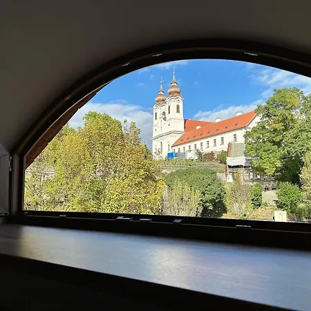 Piros Vendeghaz 度假居