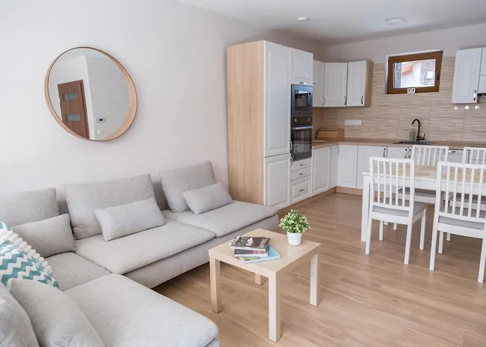 Piros Vendeghaz בית נופש *